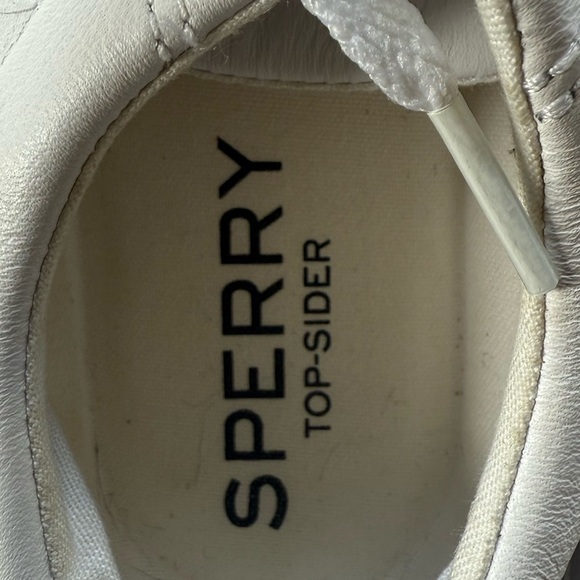 Sperrys ladies sneaker size 10 white very good condition men’s size 8 1/2 - Picture 2 of 15